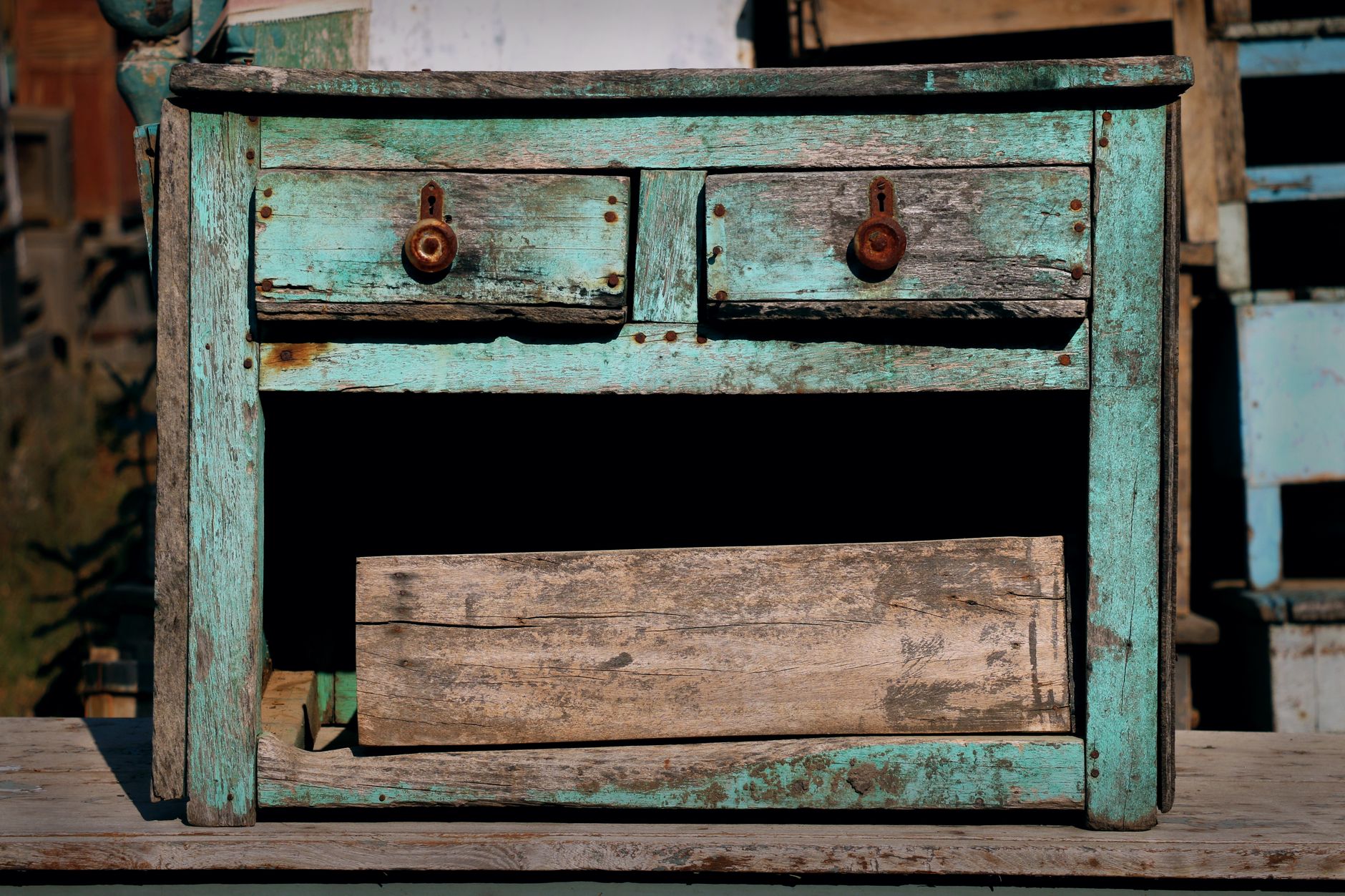 Relooker un meuble ancien sans le repeindre : 7 méthodes qui marchent