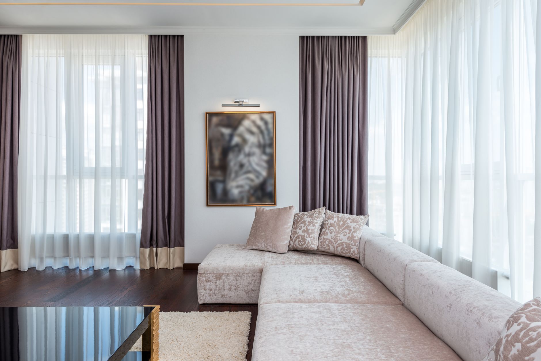 Choisir ses rideaux : longueur, tissu et couleur